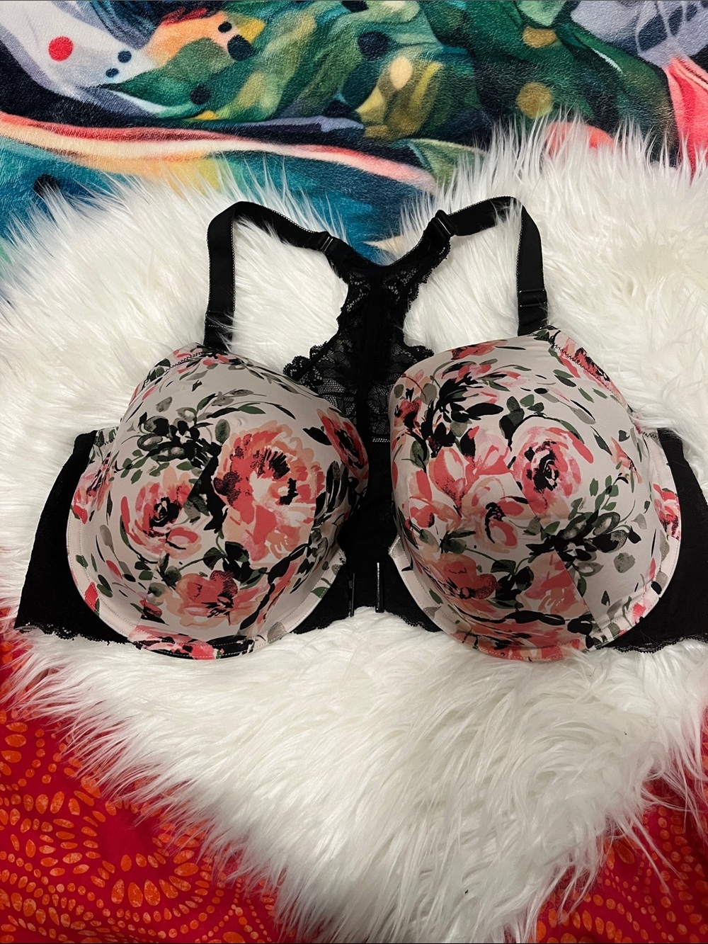 Victoria’s Secret Racerback push up bra. Great condition! 40DDD